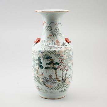 VAS, porslin, Kina, 1800-tal.