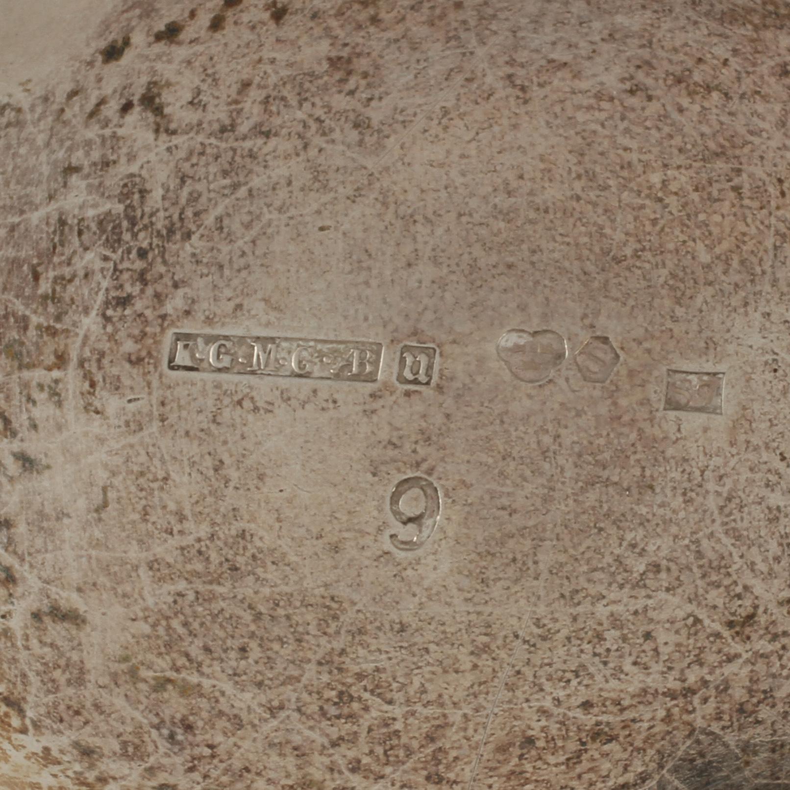 POKALER, 2 st, silver, G Markström, Uppsala, 1920 samt GAB, Stockholm, 1927. Vikt 395 gram.