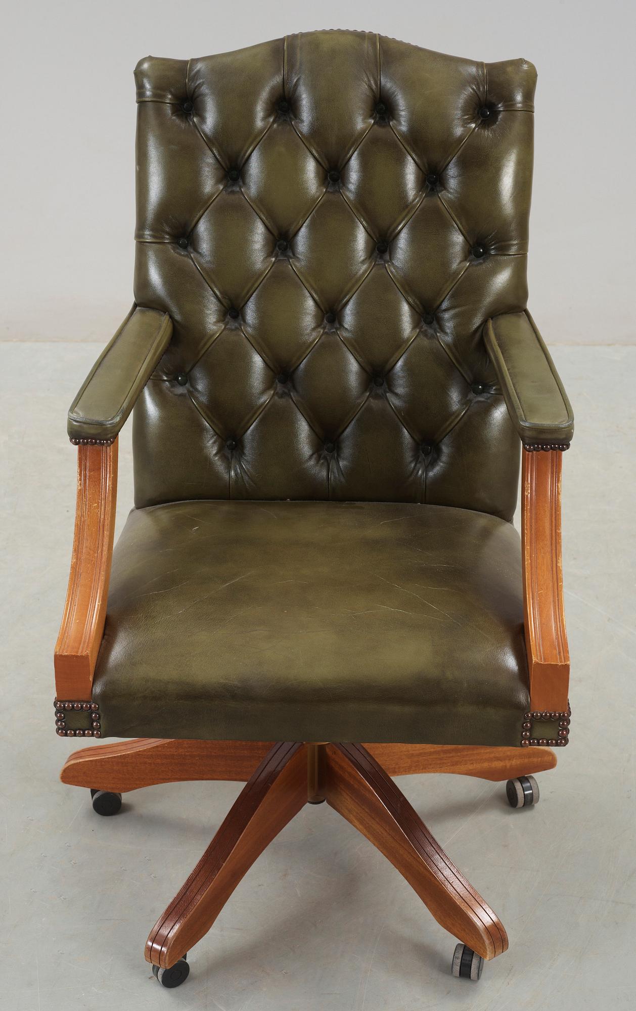 SKRIVBORDSSTOL, Norge, 1900-tal.