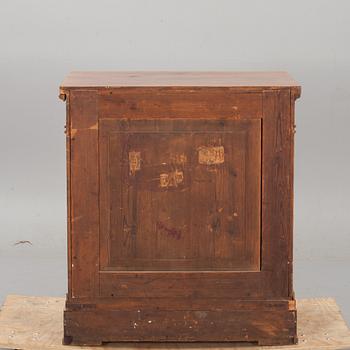 BYRÅ, empirestil, 1800-1900-tal.