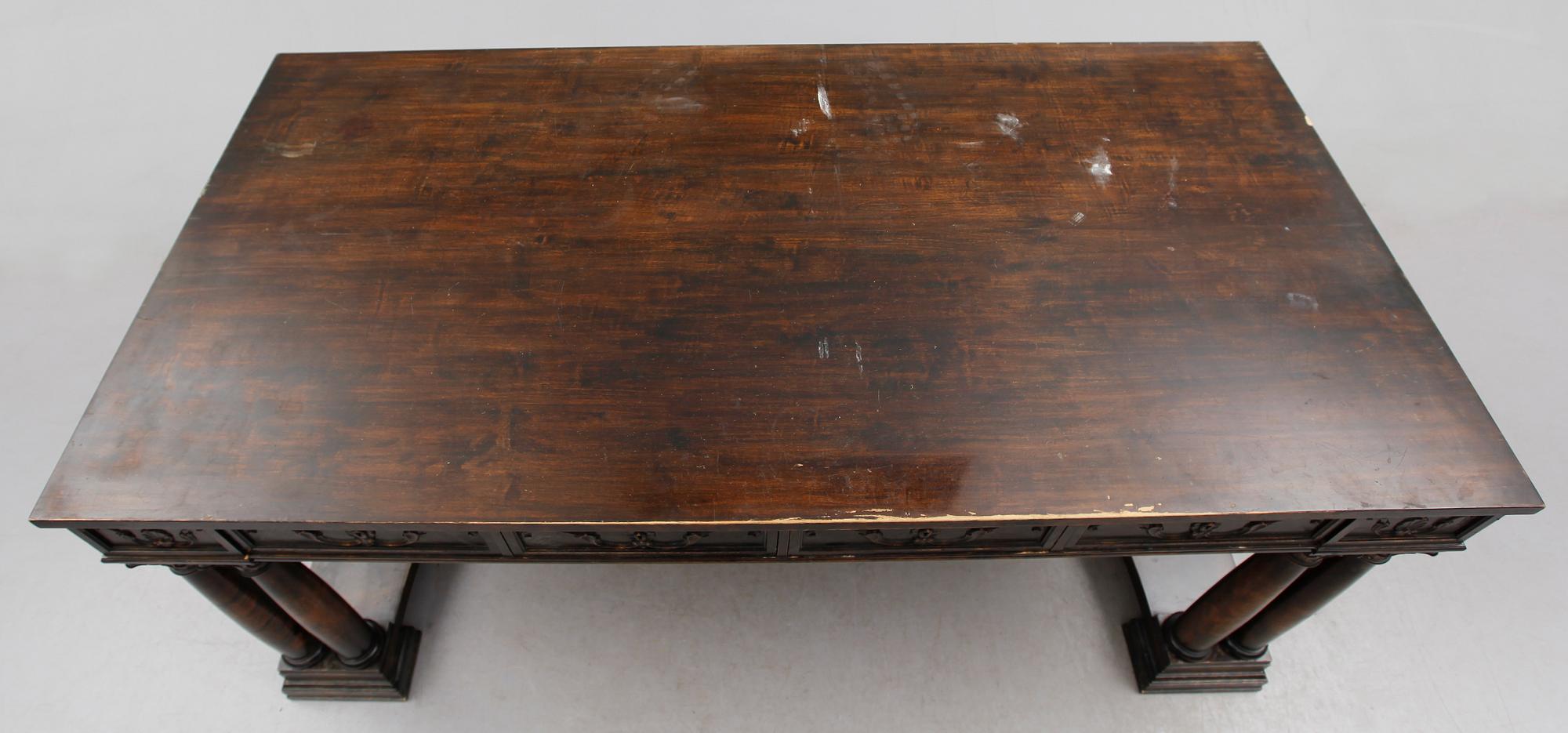 SKRIVBORD, 1900-talets första hälft.