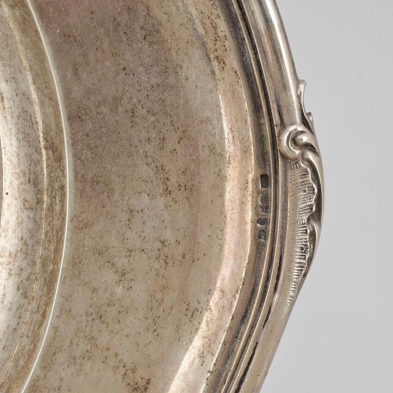 FAT, silver, Johan Ludvig Friberg, Stockholm otydligt årtal. Vikt ca 1300 gram.