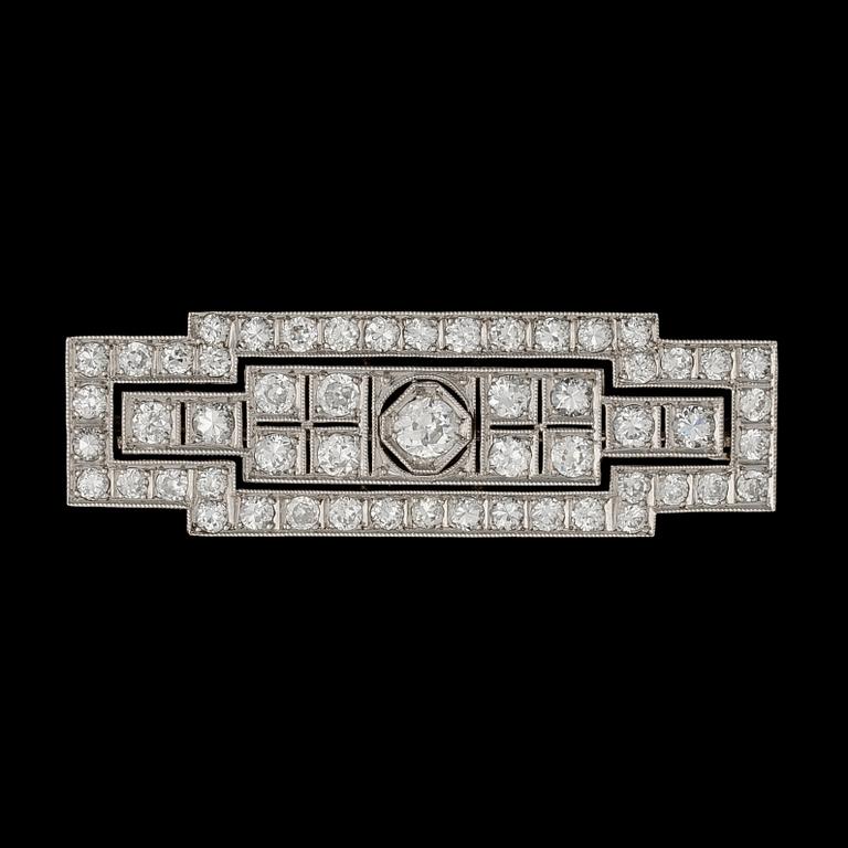 BROSCH, platina, briljantslipade diamanter. Art deco.