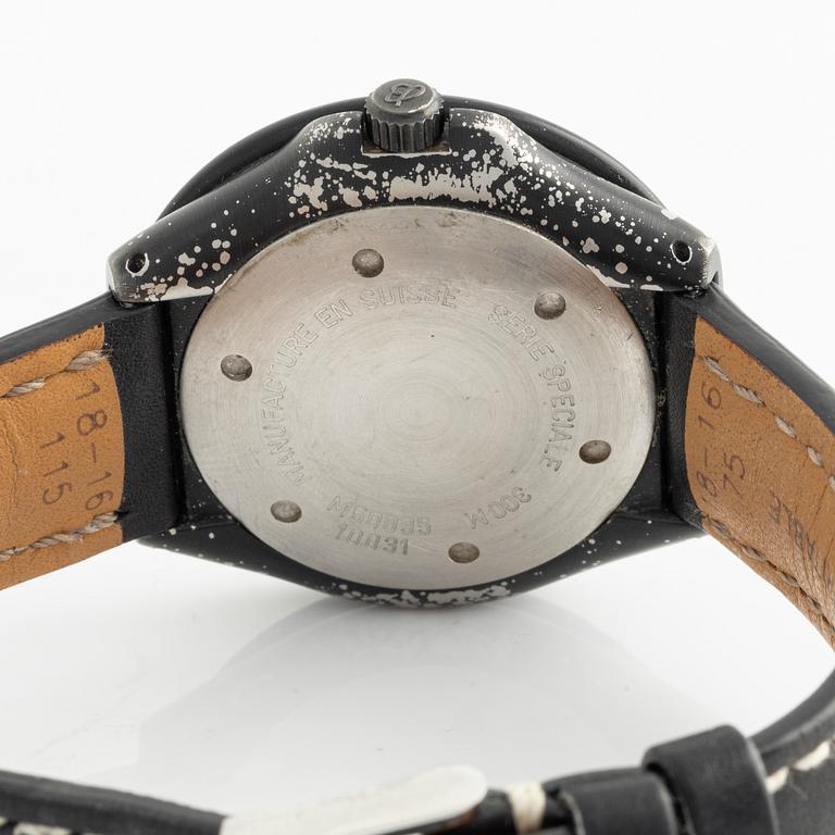 Breitling, Colt Military, "Serie Speciale", armbandsur, 39 mm.