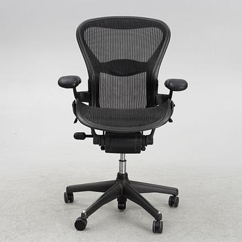 Don Chadwick/Bill Stump, desk chair, "Aeron", Herman Miller.