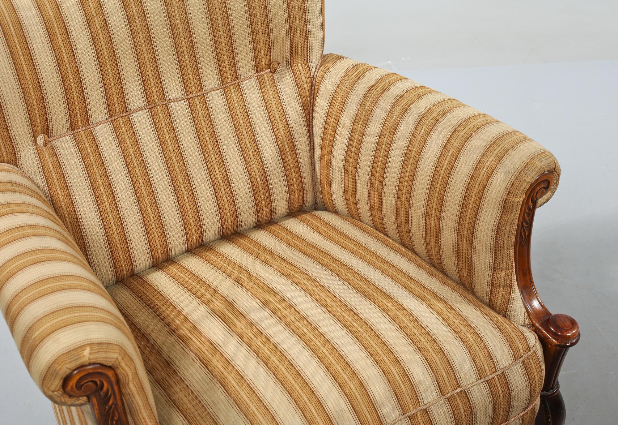 FÅTÖLJER, ett par, 1900-talets andra kvartal.