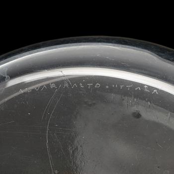 Alvar Aalto, malja malli 3035, signeerattu Alvar Aalto Iittala. 1950-luku.