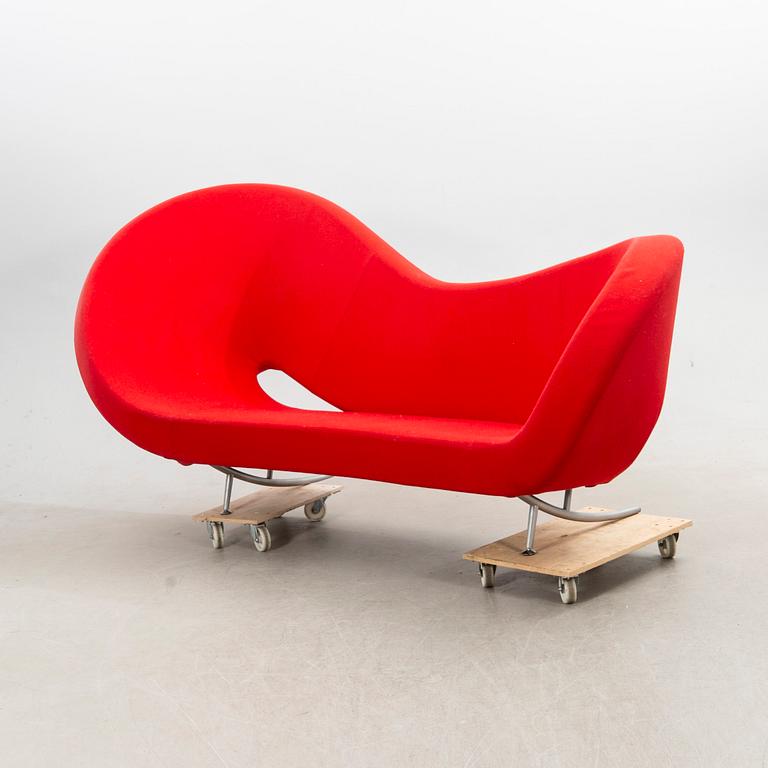 Ron Arad, soffa, ”Victoria & Albert”, för Moroso, Italien, 2000-tal.