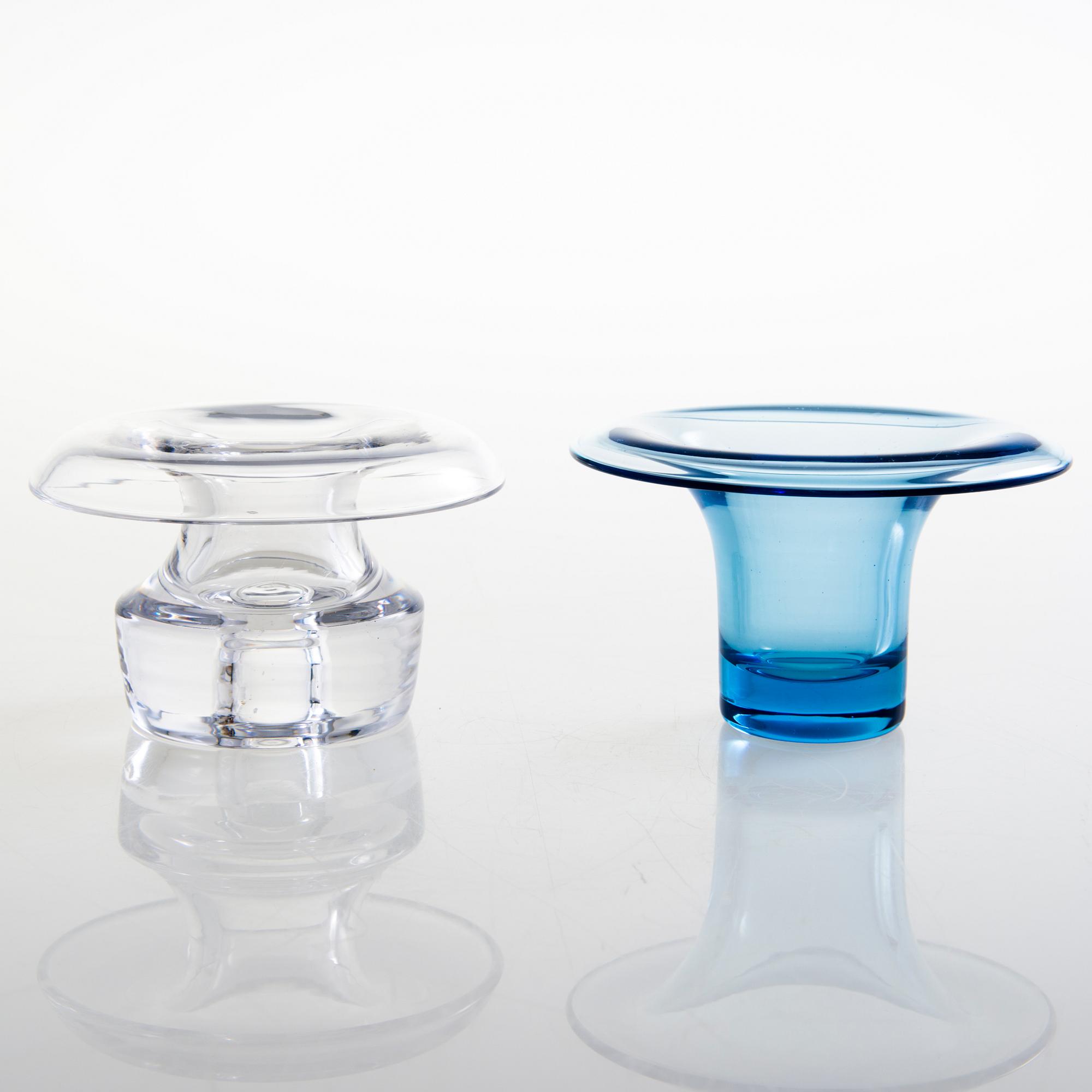 HELENA TYNELL, vaser, 2 st, signerade Helena Tynell Riihimäen Lasi Oy.