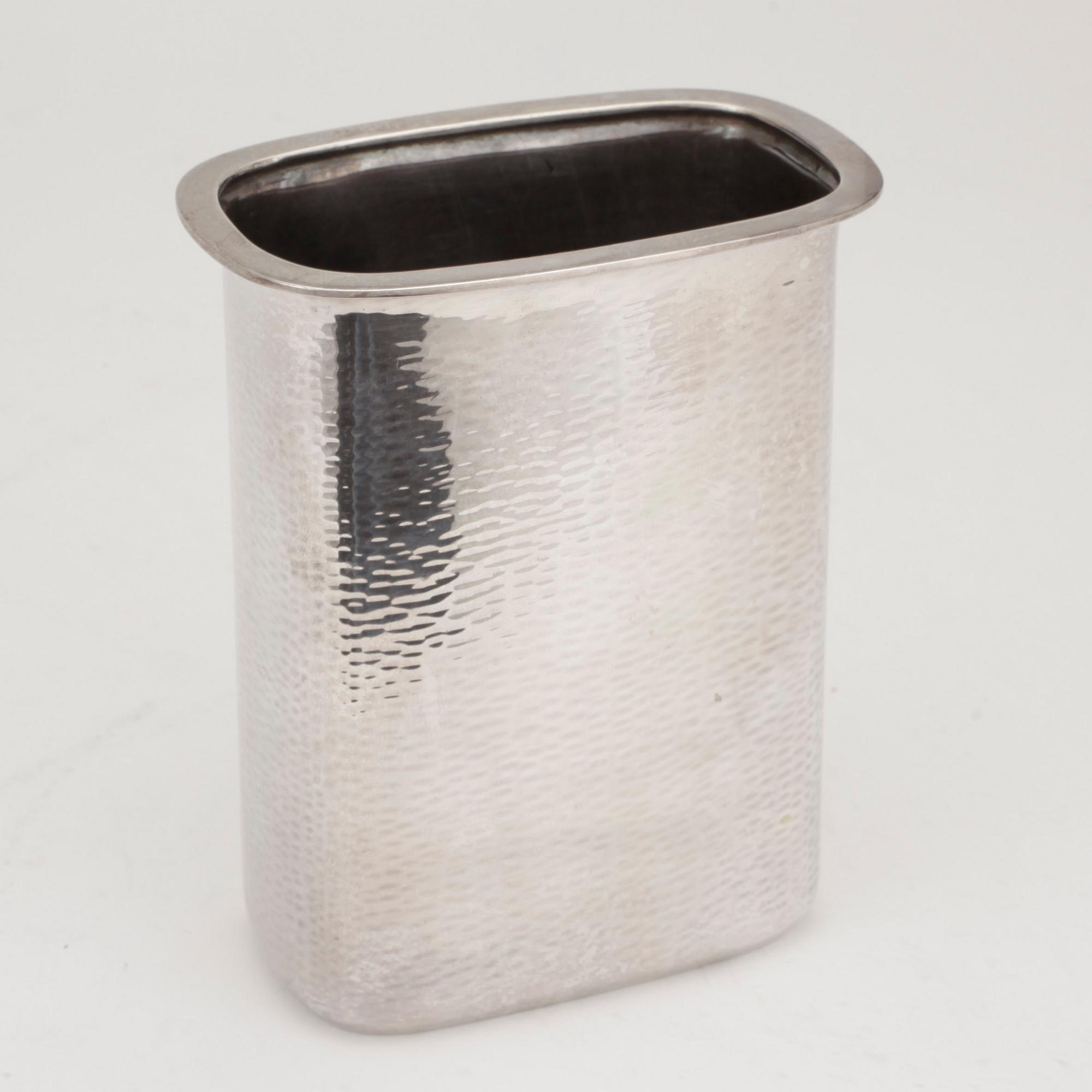 VAS, silver, MGAB, Uppsala, 1972. Vikt ca 415 g.