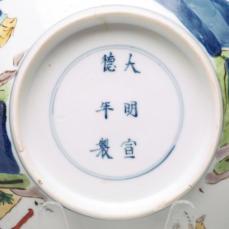 A famille verte conical bowl, Qing dynasty, Kangxi (1662-1722).