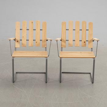 Arthur Lindqvist, karmstolar, ett par, modell A2, Grythyttan 1900-tal.