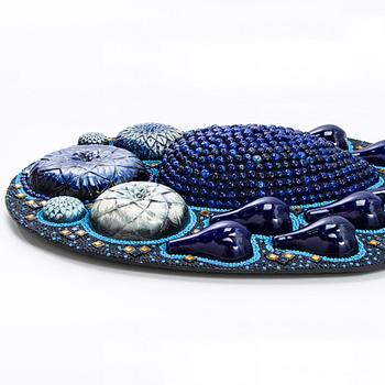 BIRGER KAIPIAINEN, relief, kivitavara, signeerattu Kaipiainen Arabia.