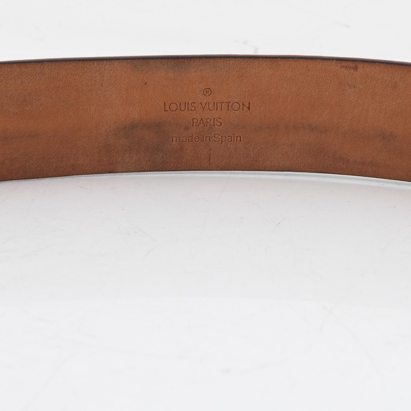 Louis Vuitton, skärp, 2 st, samt fodral för manschettknappar.