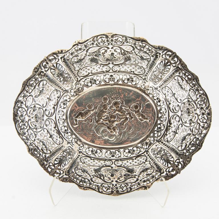 Gallery bowl, Baroque style silver with Swedish import marks, first half of the 20th century.