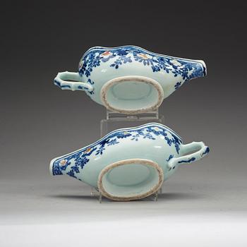 A pair of famille rose sauce boats, Qing dynasty, Qianlong (1736-95).