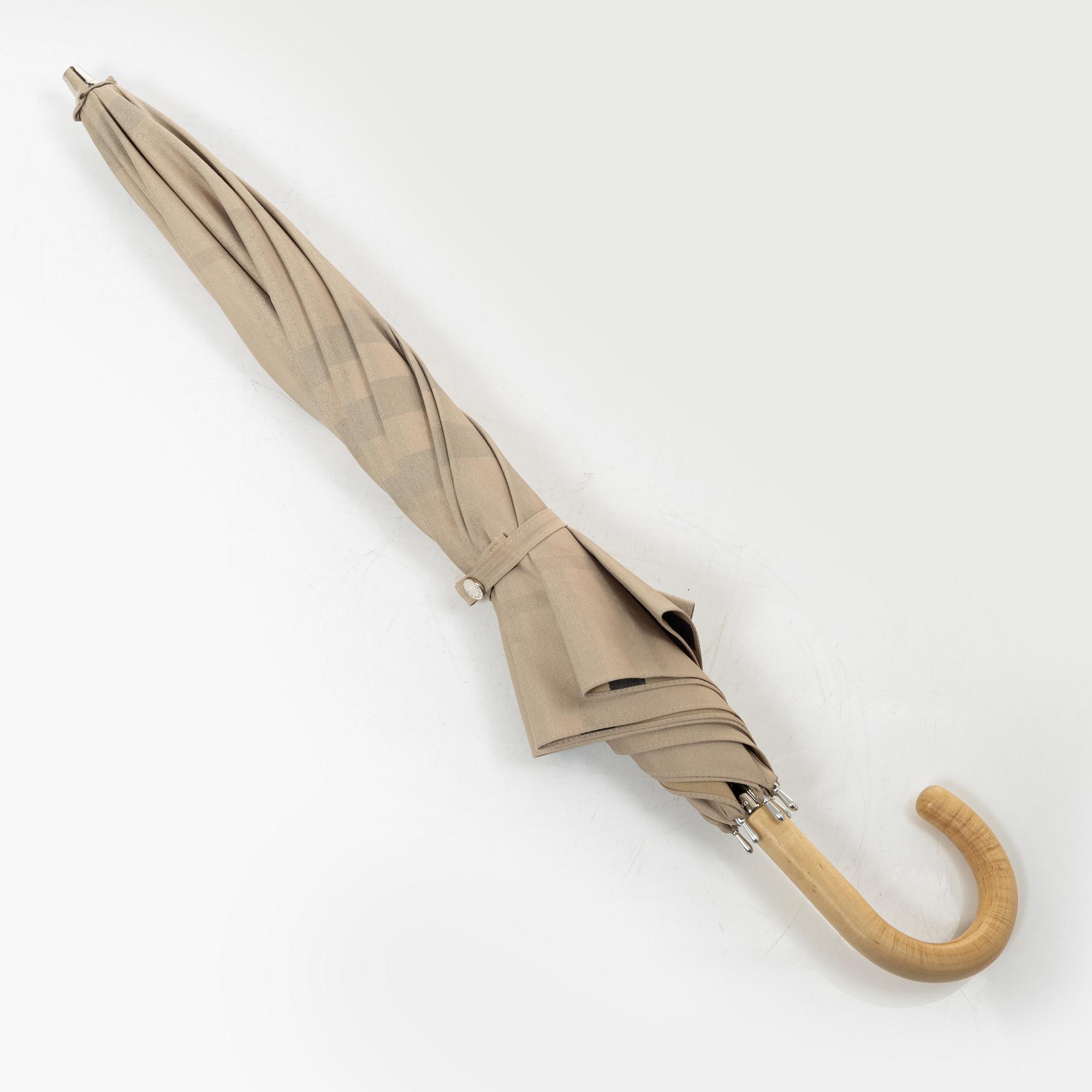 Burberry, Translation: "umbrella".