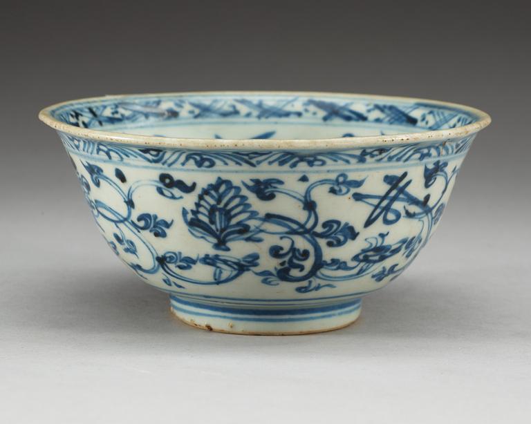 A blue and white bowl, Ming dynasty (1368-1644).