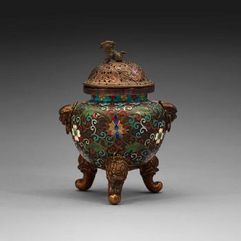 117. A Cloisonné tripod censer, Qing dynasty, 19th Century.