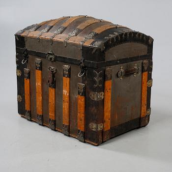 KOFFERT, 1900-talets början.