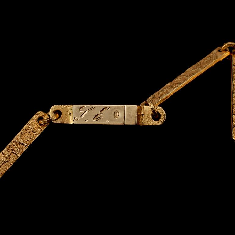 COLLIER, 18k guld med fasettslipad ametist, "Kaltio" Björn Weckström, Lapponia, Finland, 1900-talets slut. Vikt 42 g.