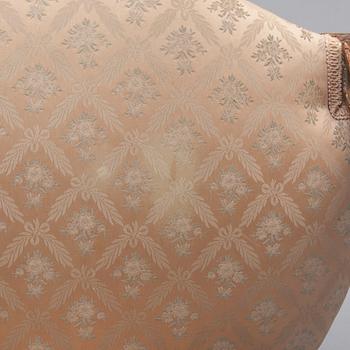 KARMSTOLAR, ett par, Louis XVI- stil, Frankrike 1900-talets första hälft.