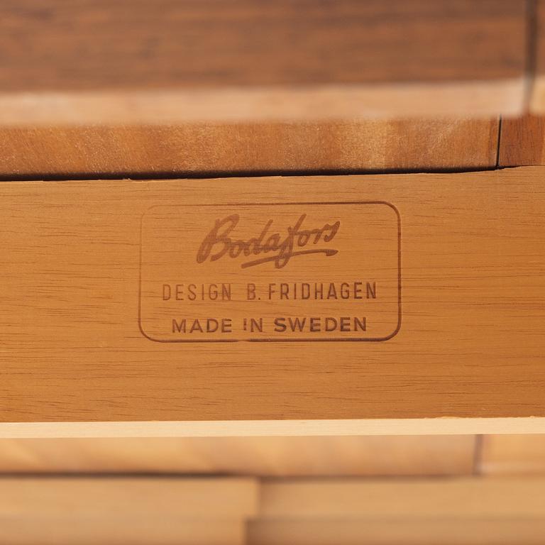 Bertil Fridhagen, matbord, "Diamant", Bodafors, daterat 1962.