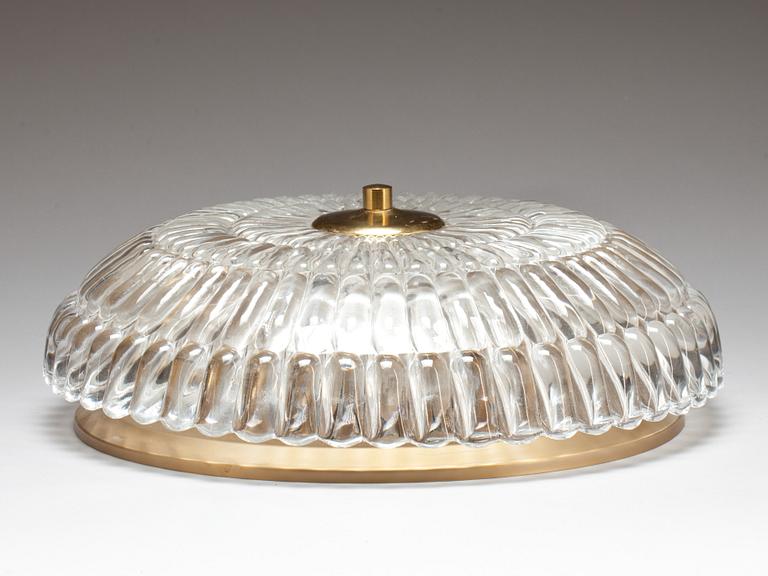 TAKLAMPA, glas. Orrefors. 1900-talets andra hälft.