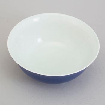 A Chinese blue a white porcelain bowl, 20th century.