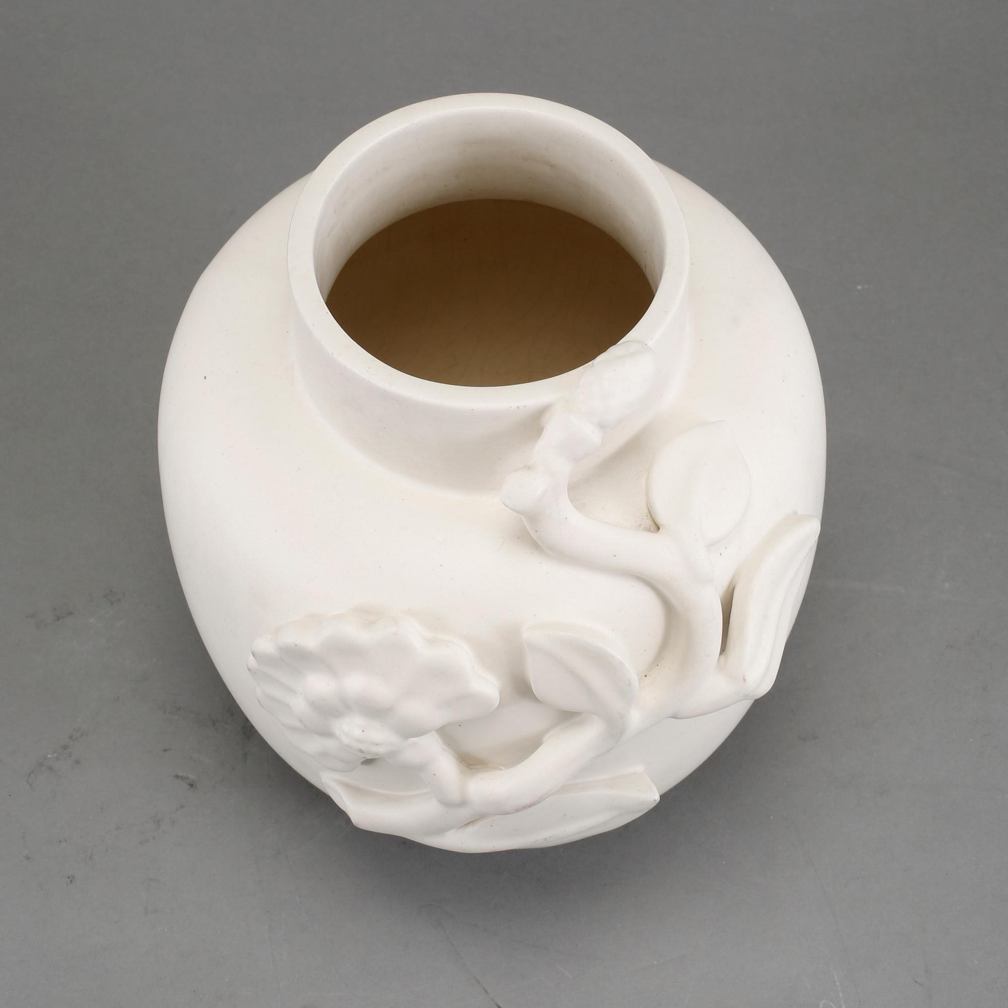 VAS, stengods, "Carrara", Wilhelm Kåge, Gustavsberg, 1900-talets mitt.