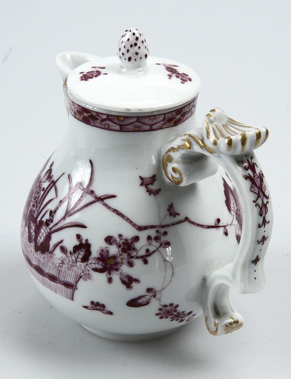 A part Meissen tea service, 18th Century.