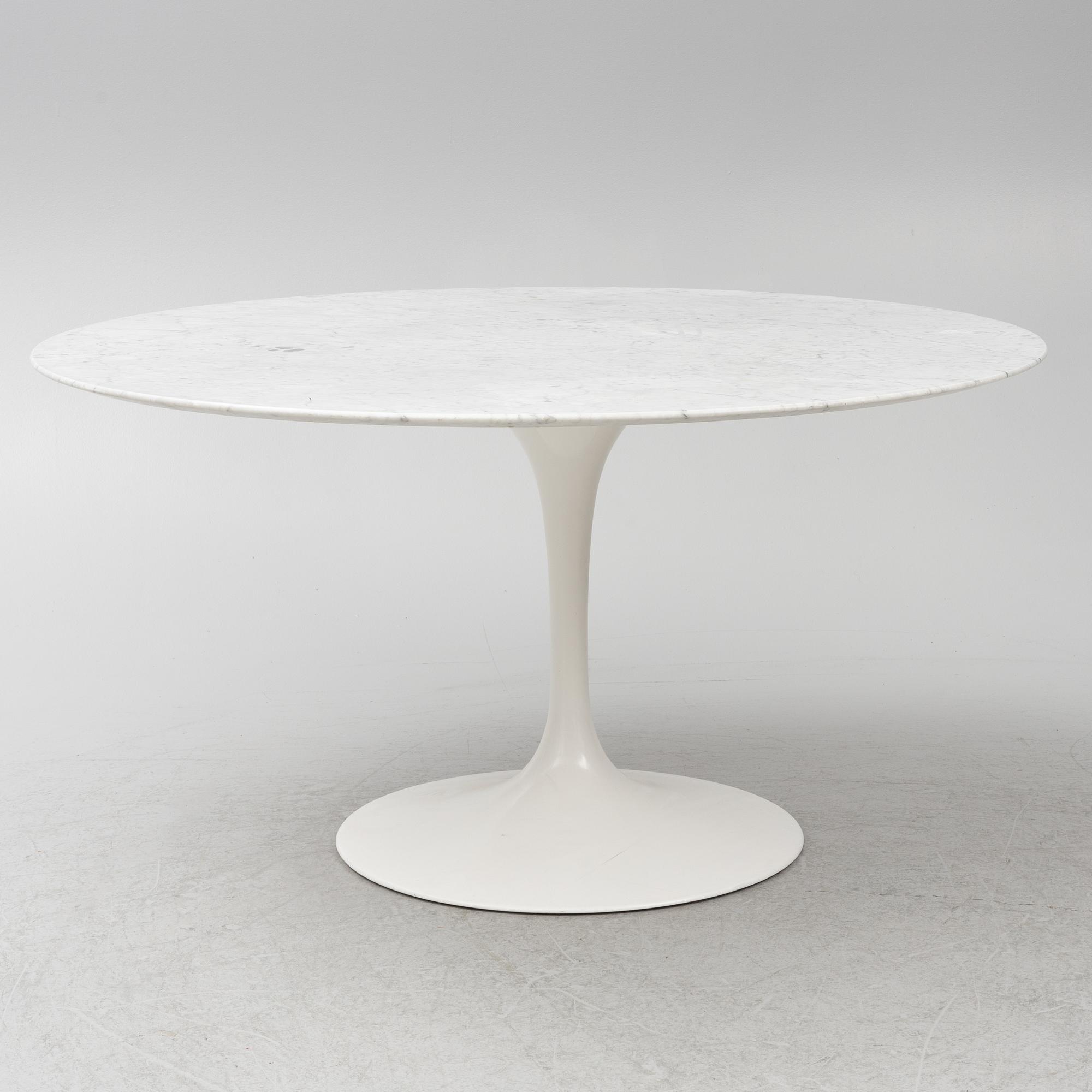 Eero Saarinen, bord "Tulip", Knoll International, 1900-talets andra hälft.