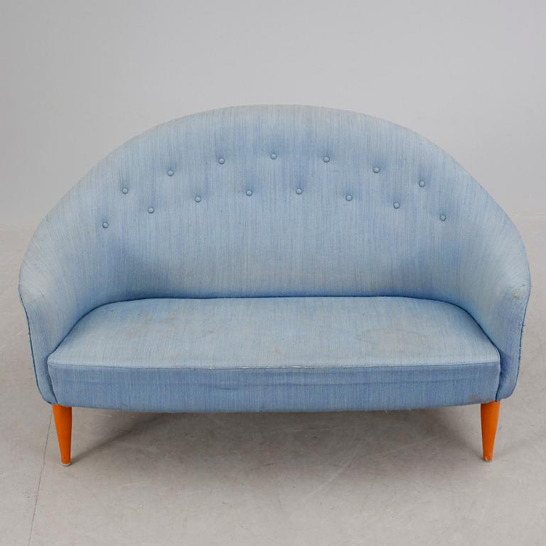 SOFFA, "Lilla Paradiset",  Kerstin Hörlin-Holmqvist. Nk:s verkstäder i Nyköping, formgiven 1958.