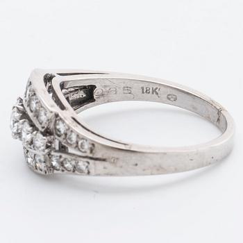 RING 18K whitegold brilliant-cut diamonds 0,85 ct engraved.