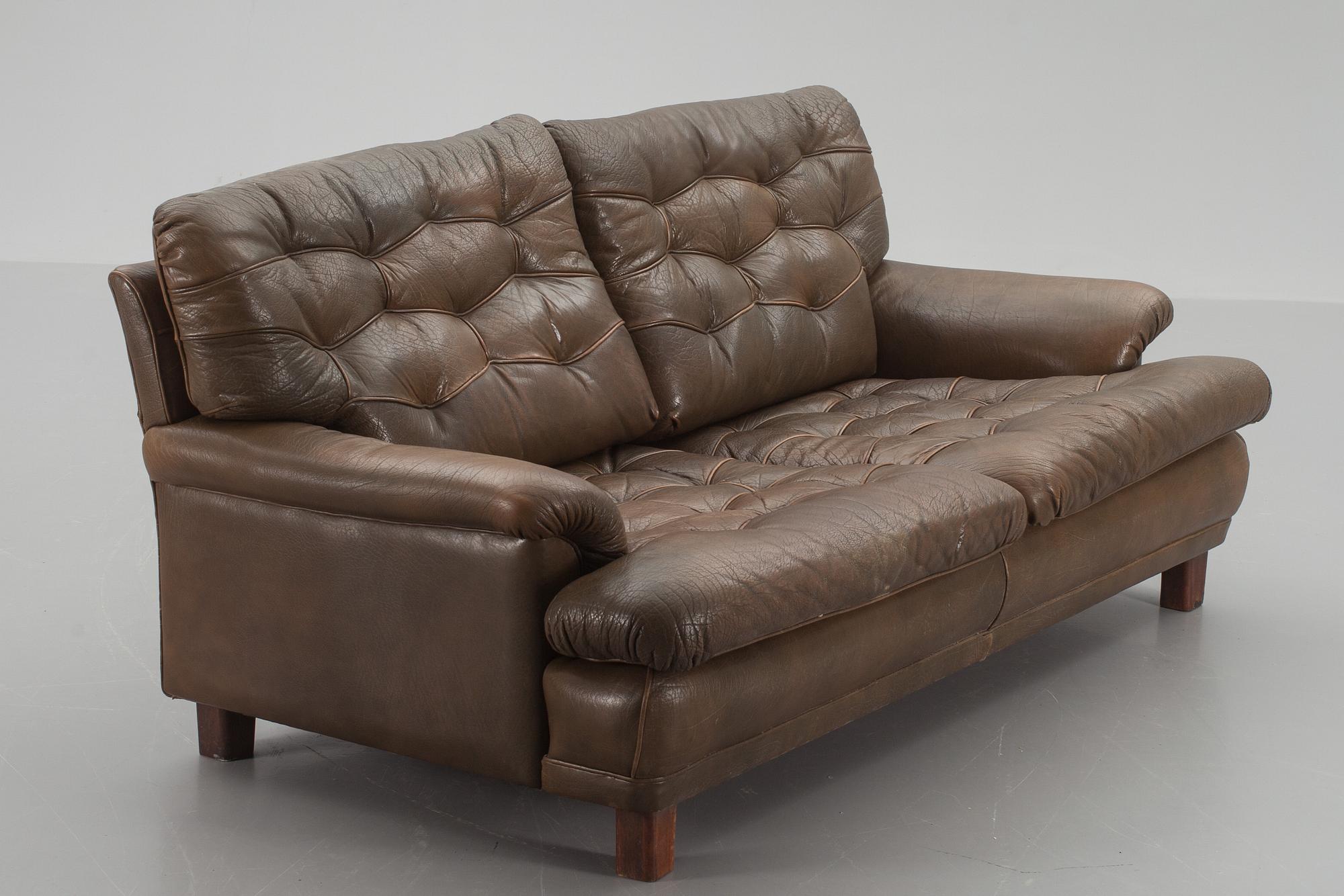 SOFFA, två-sits, läder, Arne Norell.