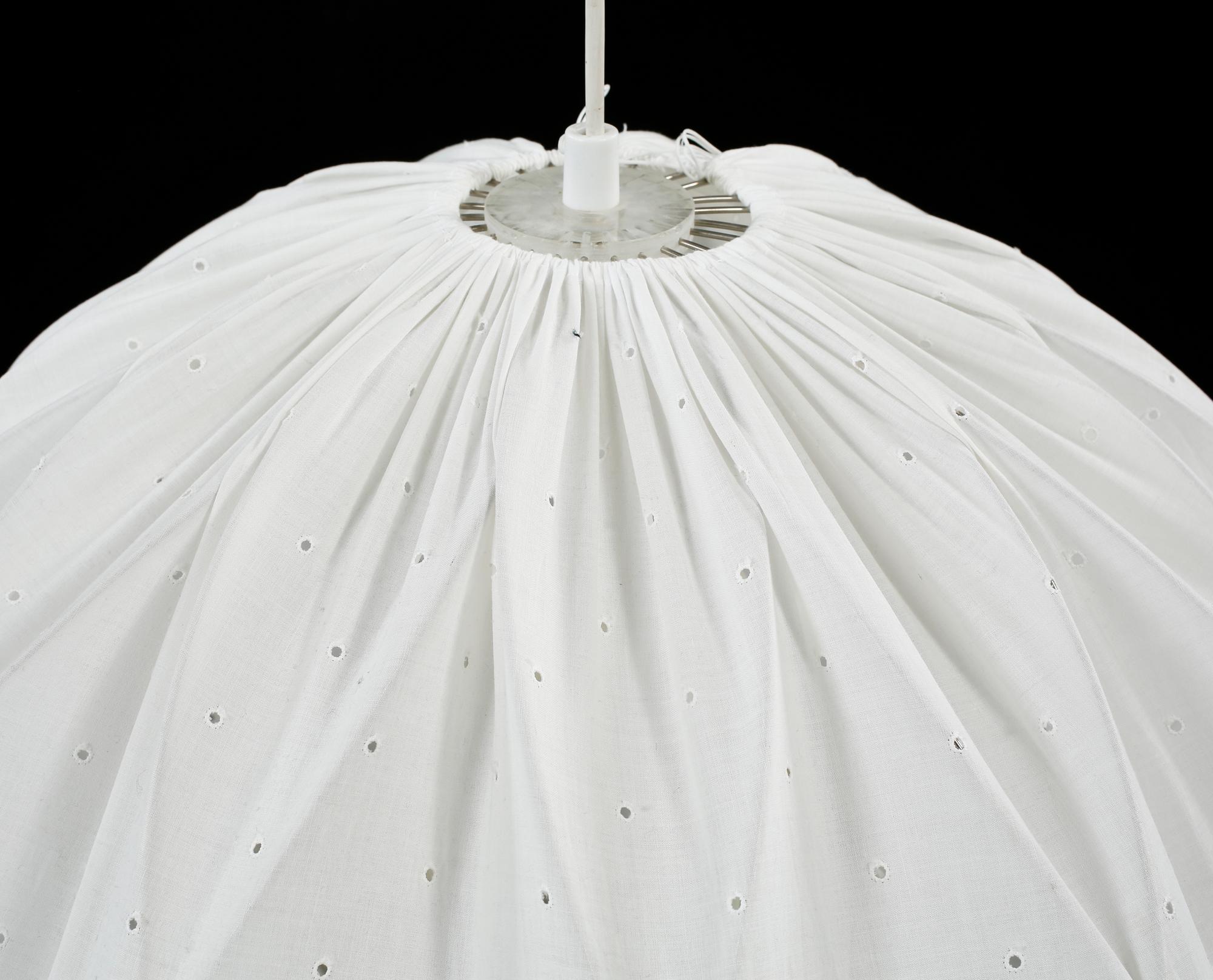 TAKLAMPA, "Pia-lampan", Tore Ahlsén, Gärsnäs, höjd ca 65 cm.