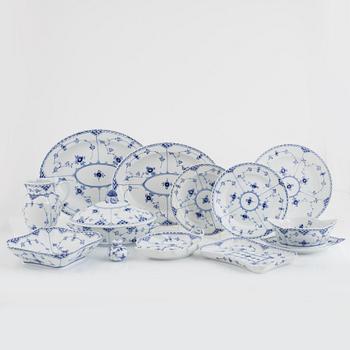 Royal Copenhagen, dinner service, 70 pieces, "Musselmalet", Denmark.