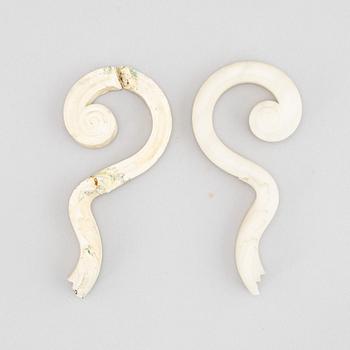 An alabaster urn/table lamp, 20th century.