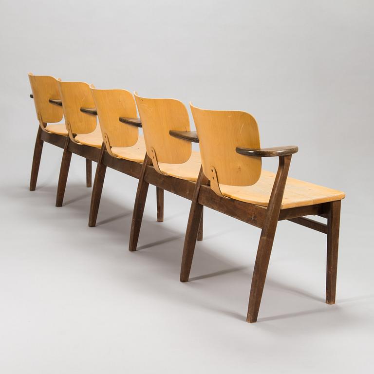 Ilmari Tapiovaara, An early 1950s five-seater 'Domus' bench row.