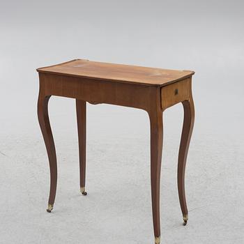 Bord, tillskrivet Jöns Efverberg (mästare i Stockholm 1768-77), Rokoko.