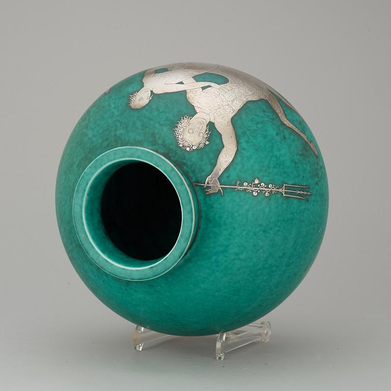 A Wilhelm Kåge 'Argenta' stoneware urn, Gustavsberg 1935.