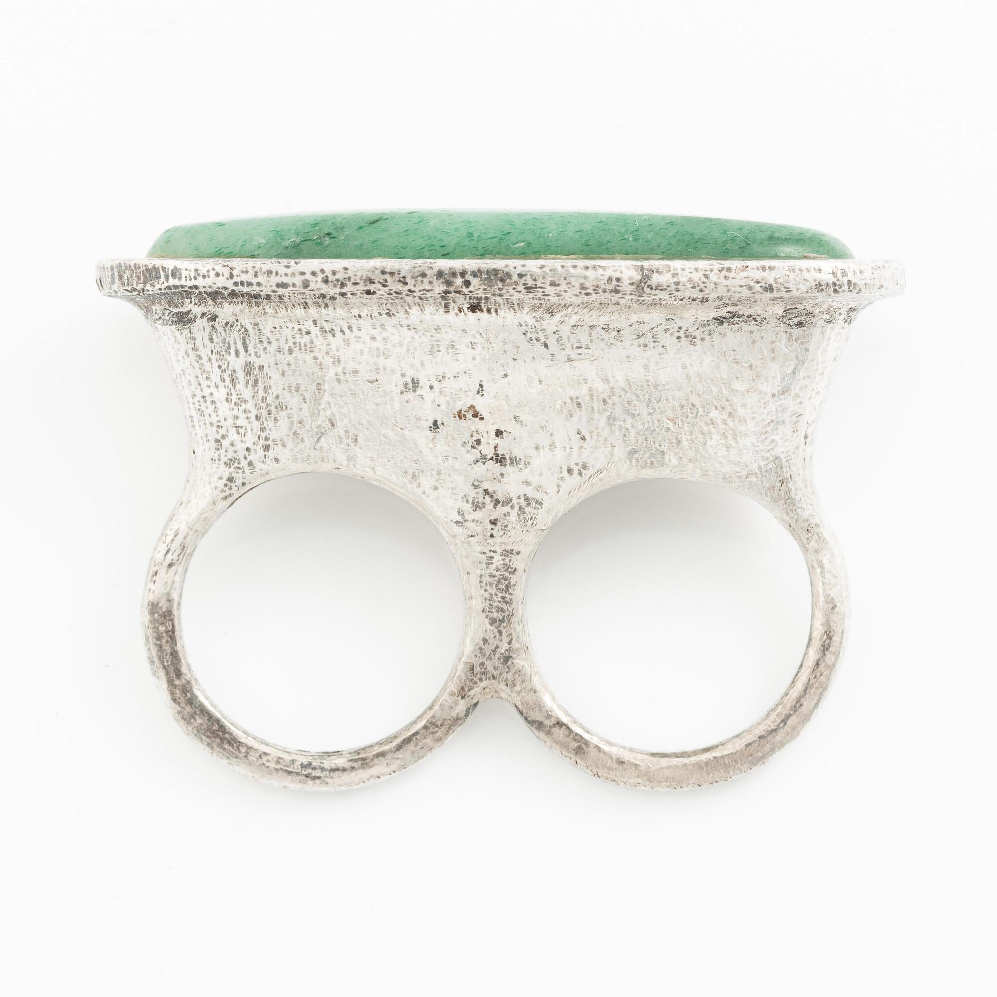 PA Lundahl-Terrs, a ring, silver with quartz, Växjö 1966.