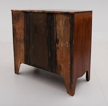 BYRÅ, mahogny, England, 1800-talets första hälft.
