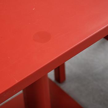 Boris Berlin/Poul Christiansen, a 'Non' table with two chairs by Komplot design for Källmo.