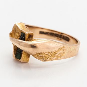 Björn Weckström, A 14K gold ring with a zoisite "Corrida". Lappoina 1982.