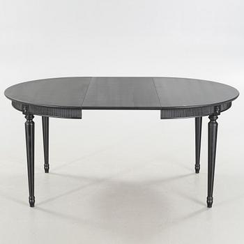 A gustavian style dining table, late 20th century.
