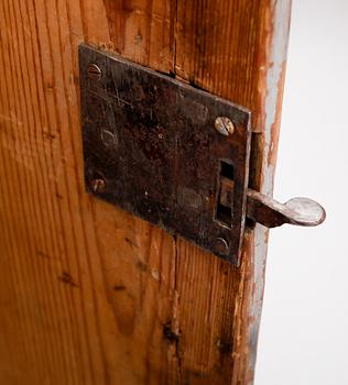 SKÅP, kolonnformat, 1800-tal.