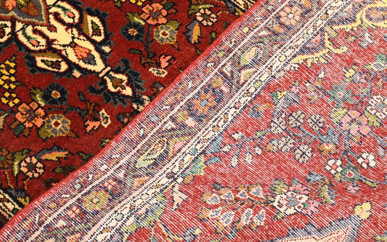 A Mehraban runner, approx. 324 x 89 cm.