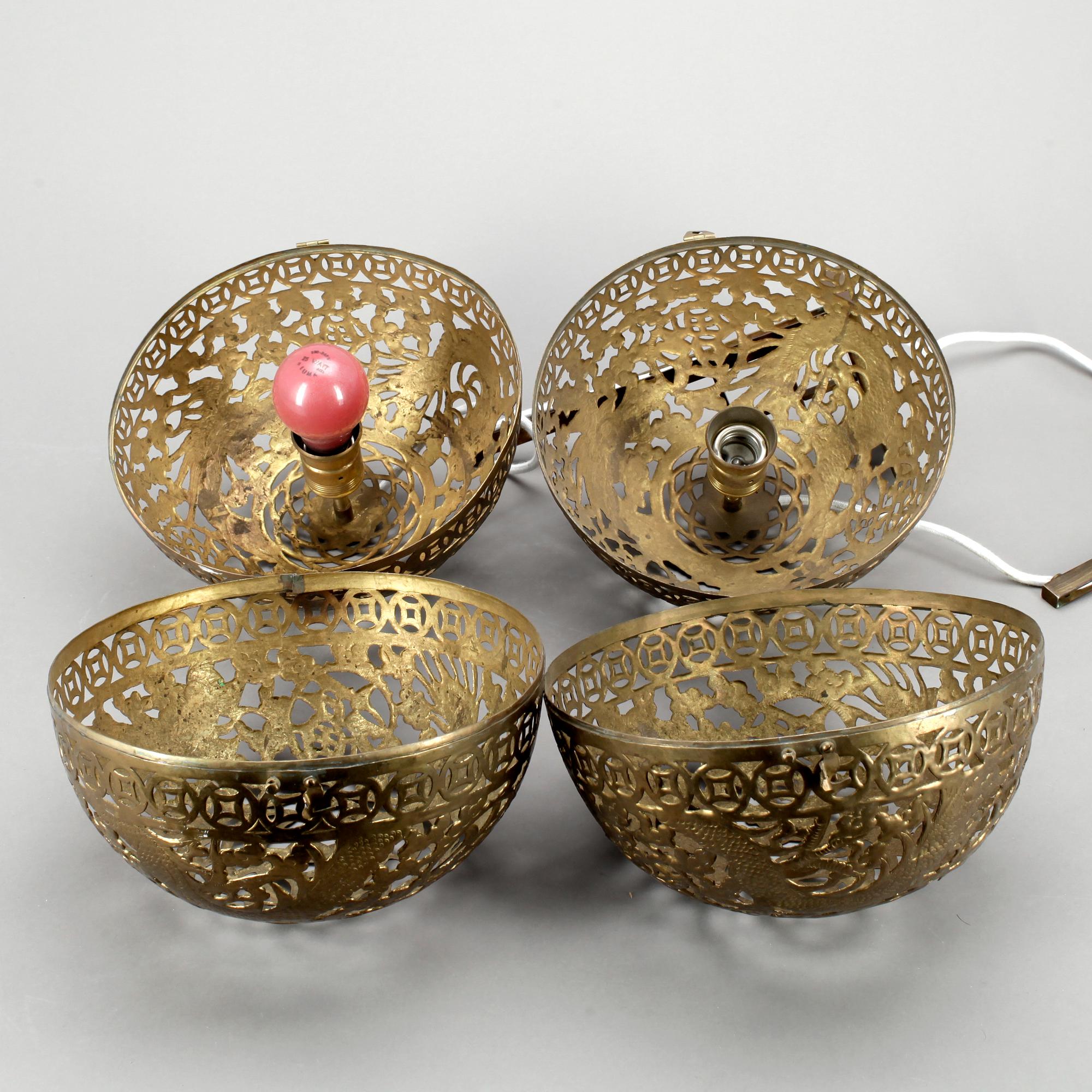 VÄGGLAMPOR, ett par, orientaliska, 1900-tal.