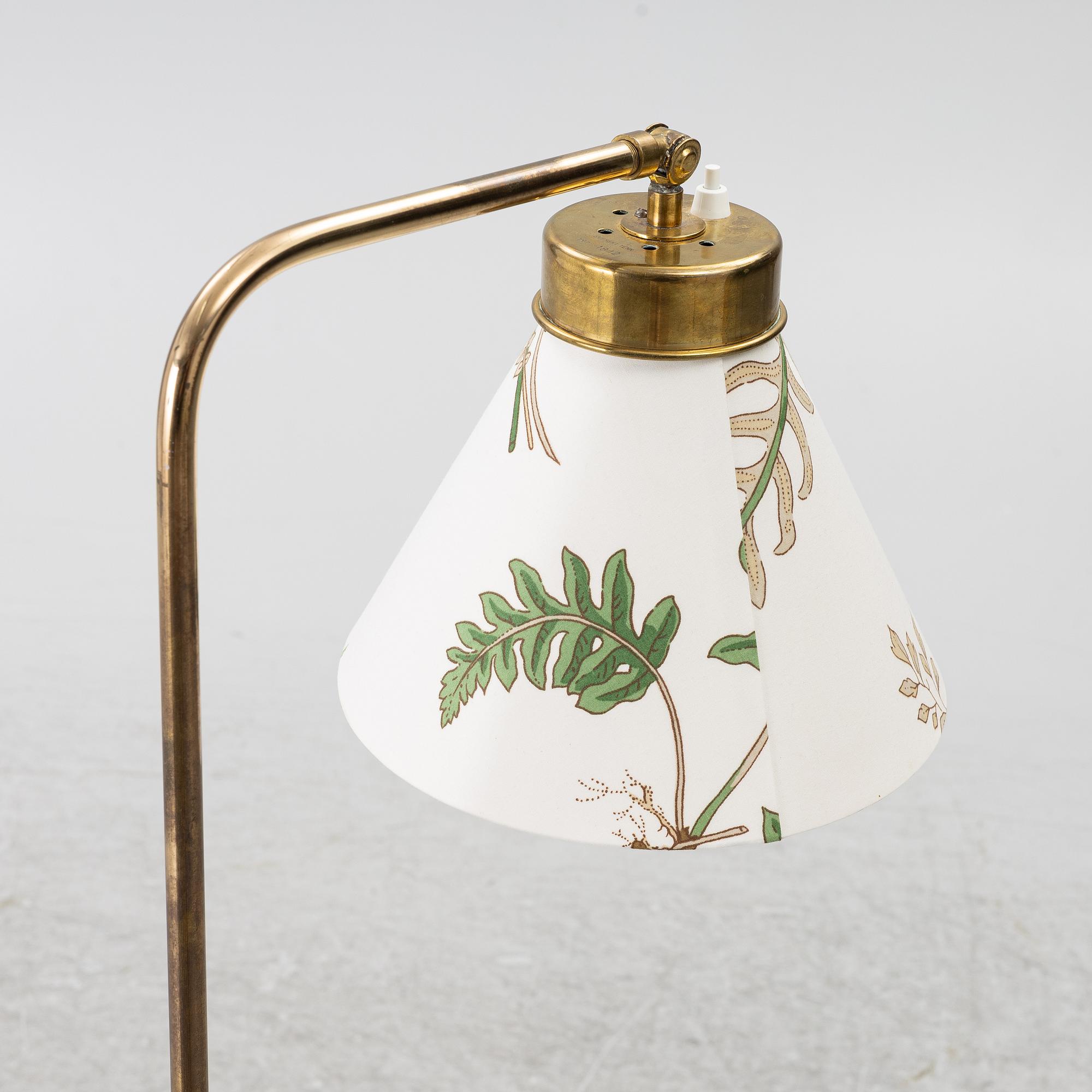 Josef Frank, A floor lamp, model 1842, Firma Svenskt Tenn.